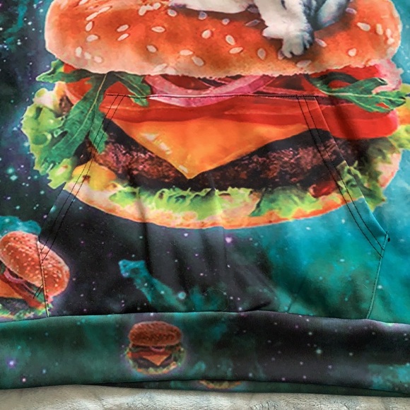 Cat burger hoodie - Picture 2 of 3